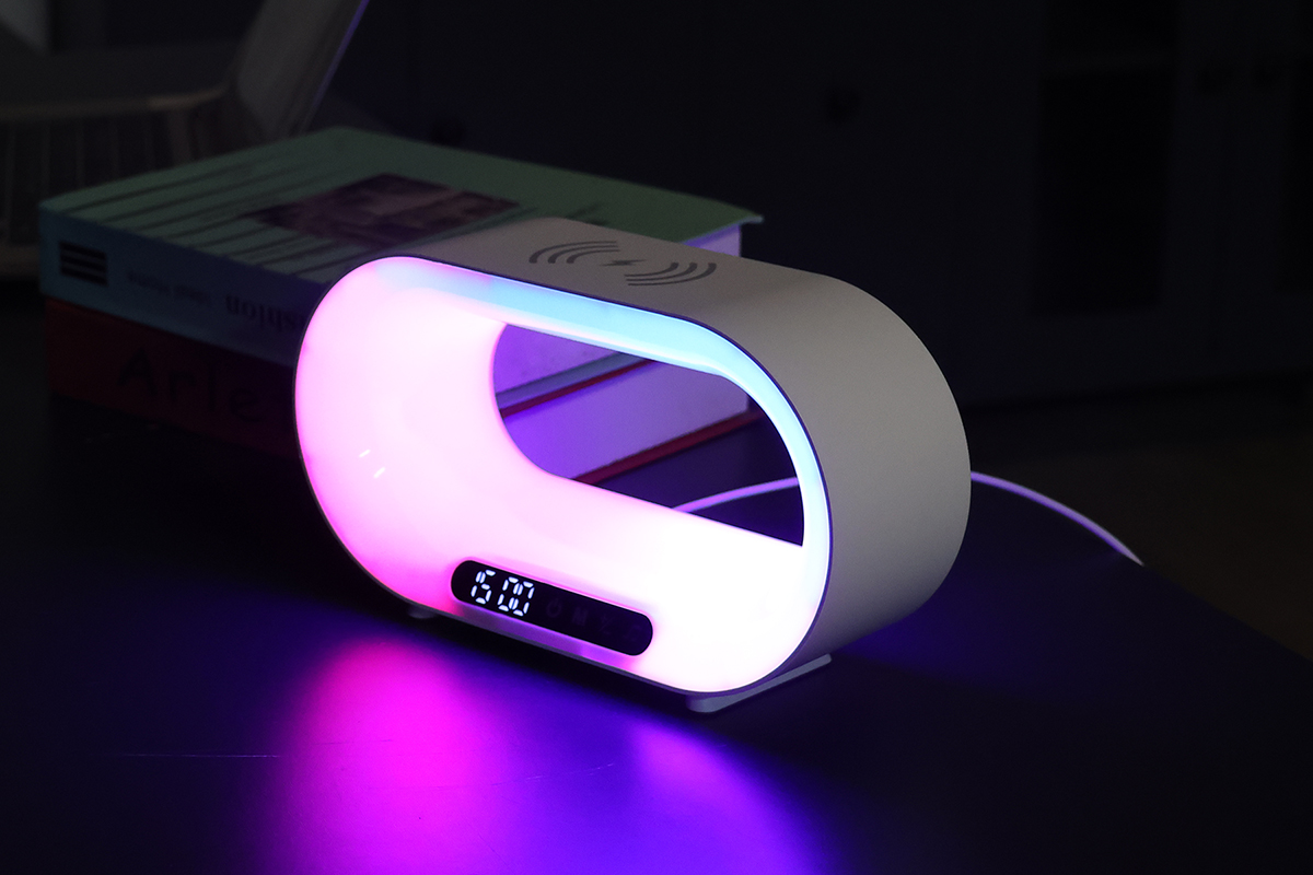 弘沃桌面氛围灯帮你打造梦幻空间！